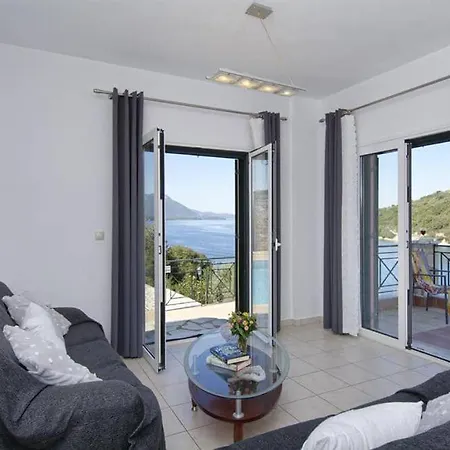 Constantina Meganisi Villa Katomerion