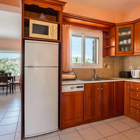 Constantina Meganisi Villa Katomerion